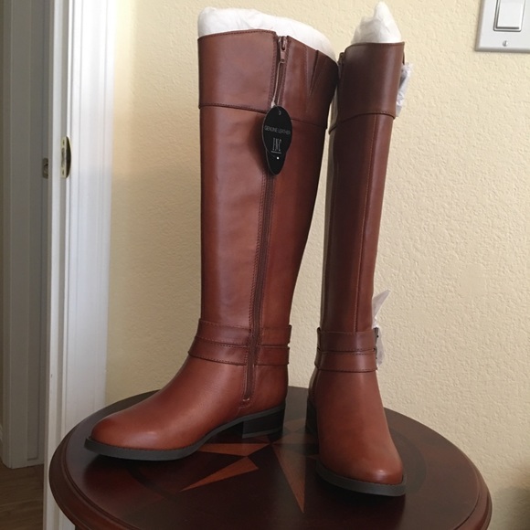 INC leather boots - Picture 2 of 7